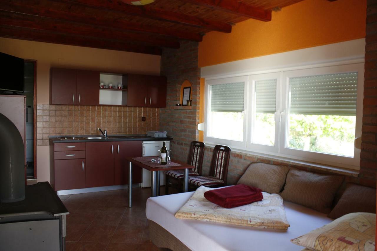 Guest House Blazevic Gornja Gracenica Exterior foto